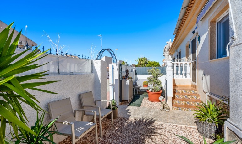 Sale - House -
Cuidad Quesada* - Rojales