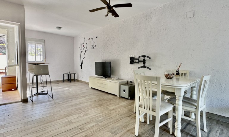 Herverkoop - Huis -
Guardamar del Segura* - Lomas de Polo-Pinomar