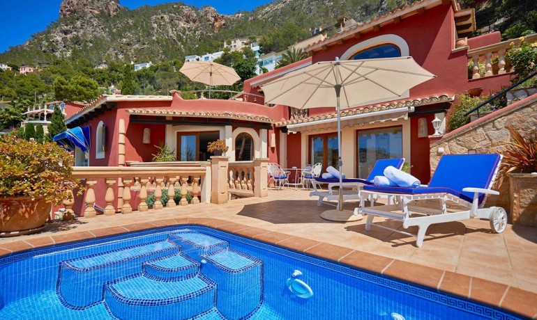 Sale - Villa -
Port d'Andratx - Andratx