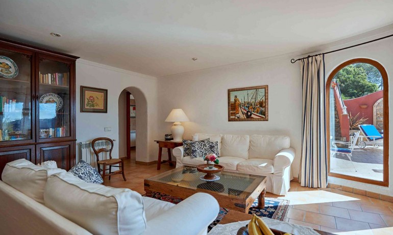 Sale - Villa -
Port d'Andratx - Andratx