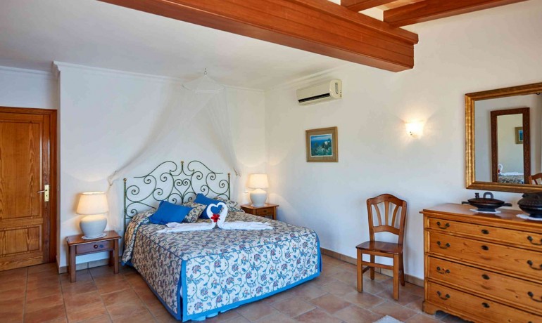 Sale - Villa -
Port d'Andratx - Andratx