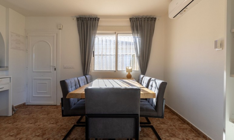 Venta - Villa -
Benimar - Benimar I