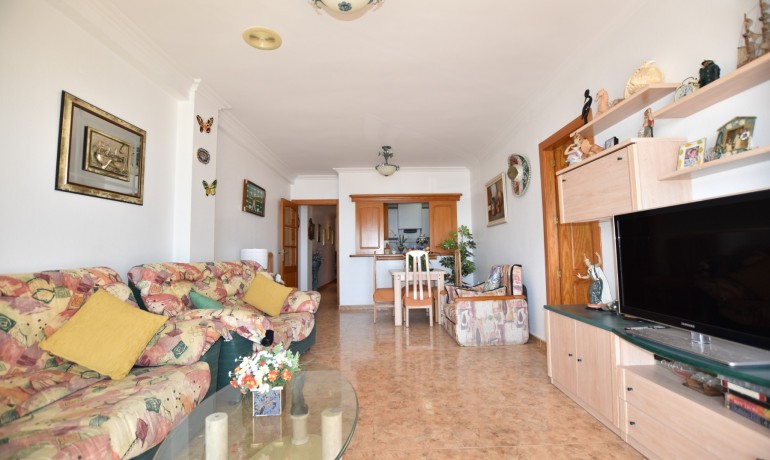 Herverkoop - Appartement / Flat -
La Mata - La Mata - Town