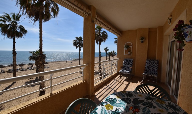 Herverkoop - Appartement / Flat -
La Mata - La Mata - Town