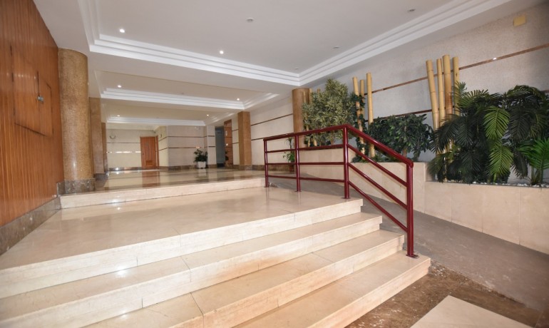 Herverkoop - Appartement / Flat -
La Mata - La Mata - Town