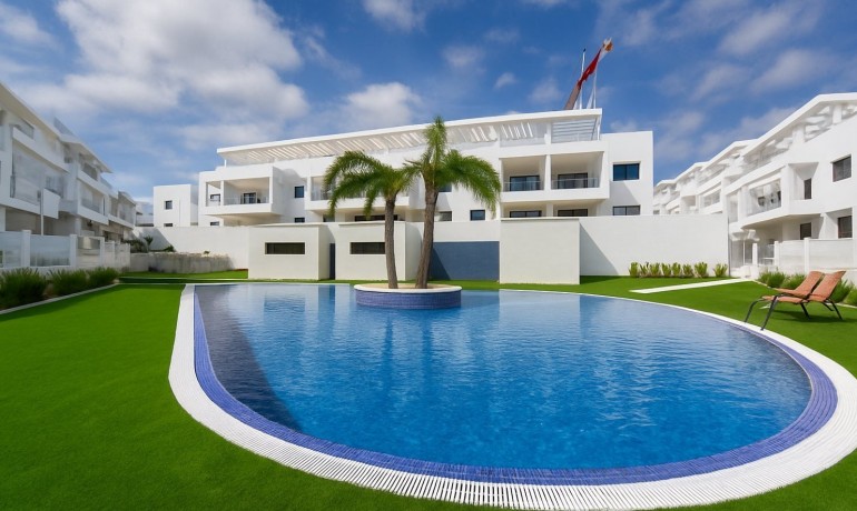 Sale - Apartment / Flat -
Torrevieja - Los Balcones