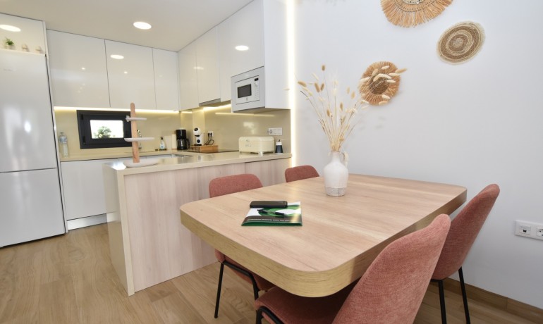 Sale - Apartment / Flat -
Torrevieja - Los Balcones