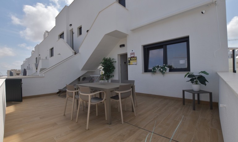 Sale - Apartment / Flat -
Torrevieja - Los Balcones