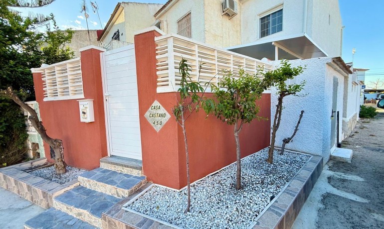 Revente - Appartement / Flat -
Torrevieja* - La Siesta - El Salado - Torreta