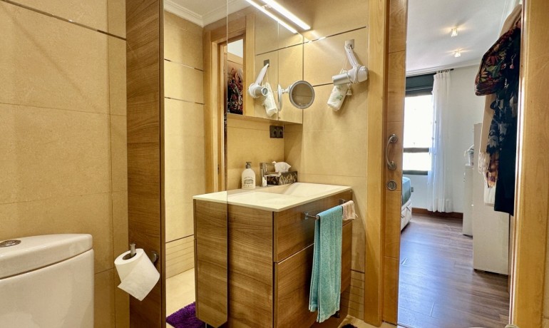 Venta - Apartamento / piso -
Guardamar del Segura - Beach Guardamar