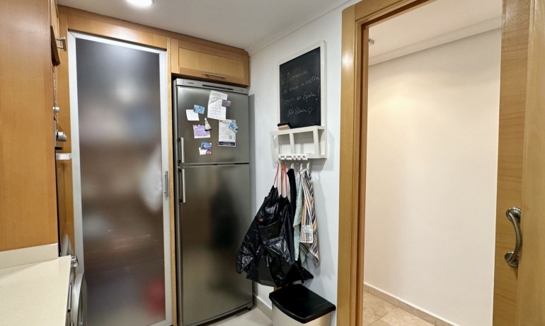 Venta - Apartamento / piso -
Guardamar del Segura - Beach Guardamar