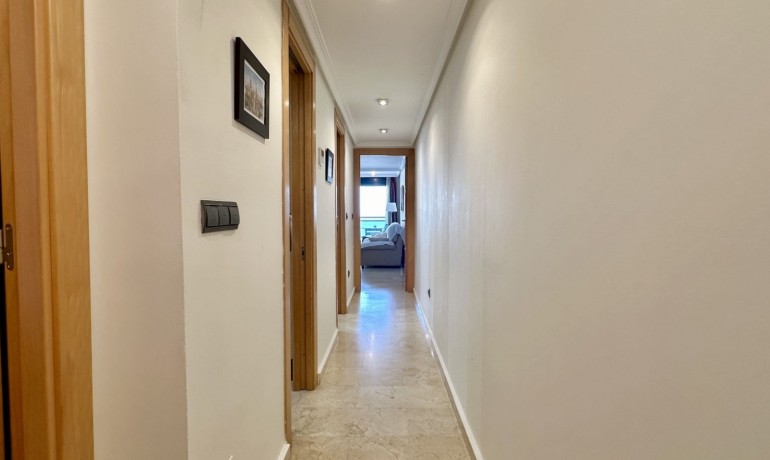 Venta - Apartamento / piso -
Guardamar del Segura - Beach Guardamar