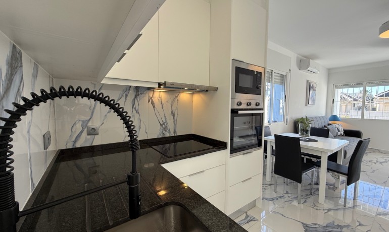 Revente - Villa -
Torrevieja - El Chaparral