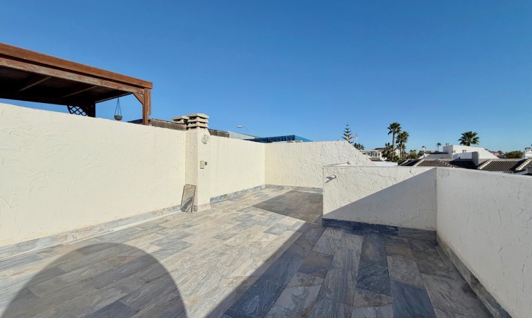 Revente - Villa -
Torrevieja - El Chaparral