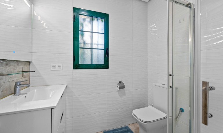 Revente - Villa * -
Orihuela Costa* - Los Dolses*