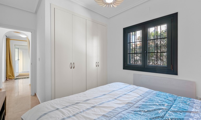 Revente - Villa * -
Orihuela Costa* - Los Dolses*