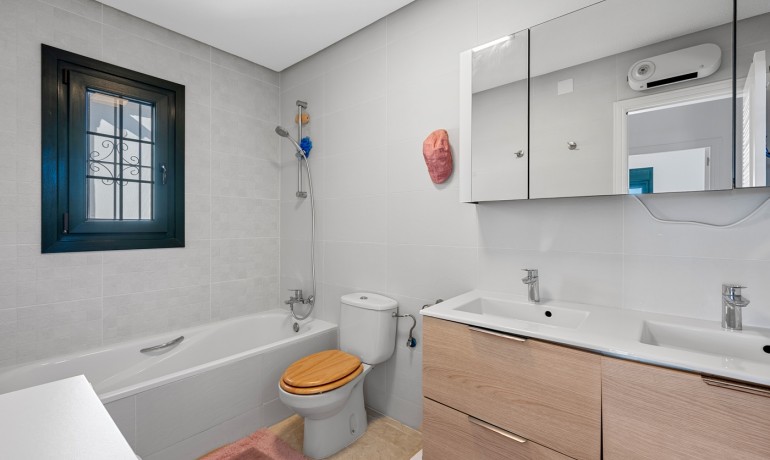 Revente - Villa * -
Orihuela Costa* - Los Dolses*