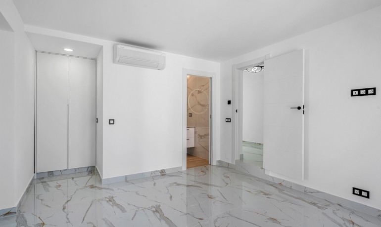 Sale - Villa -
Cuidad Quesada* - Rojales