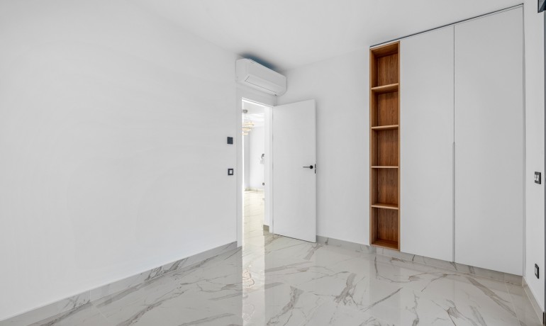 Sale - Villa -
Cuidad Quesada* - Rojales