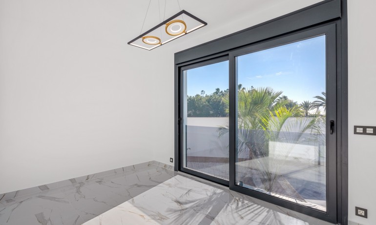 Sale - Villa -
Cuidad Quesada* - Rojales