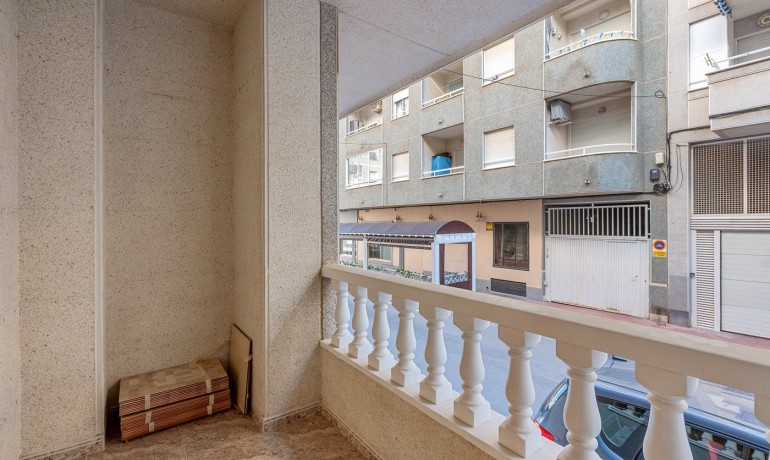 Revente - Appartement / Flat -
Torrevieja* - Playa Del Cura