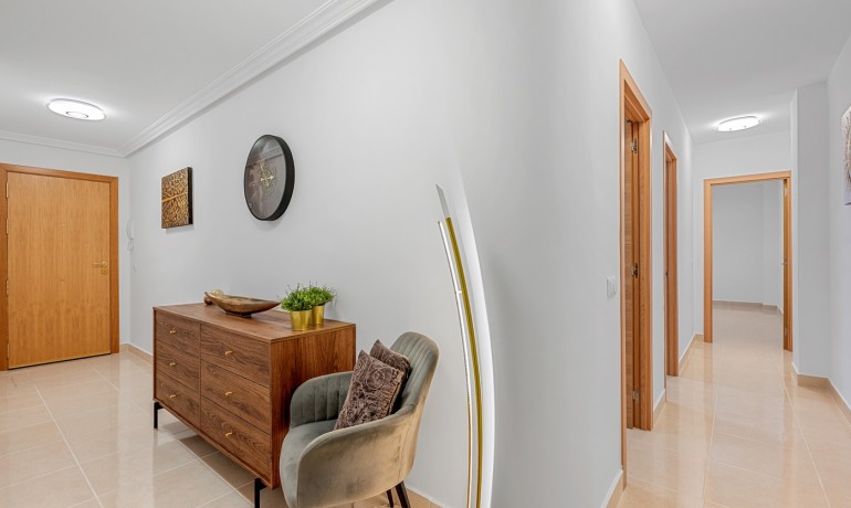 Revente - Appartement / Flat -
Torrevieja* - Playa Del Cura