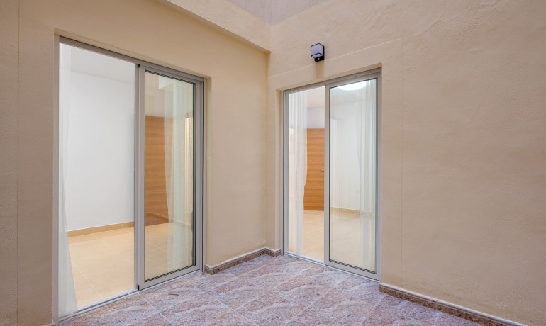 Revente - Appartement / Flat -
Torrevieja* - Playa Del Cura