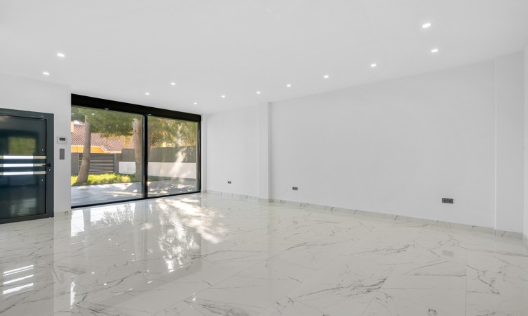 Herverkoop - Villa -
Campoamor