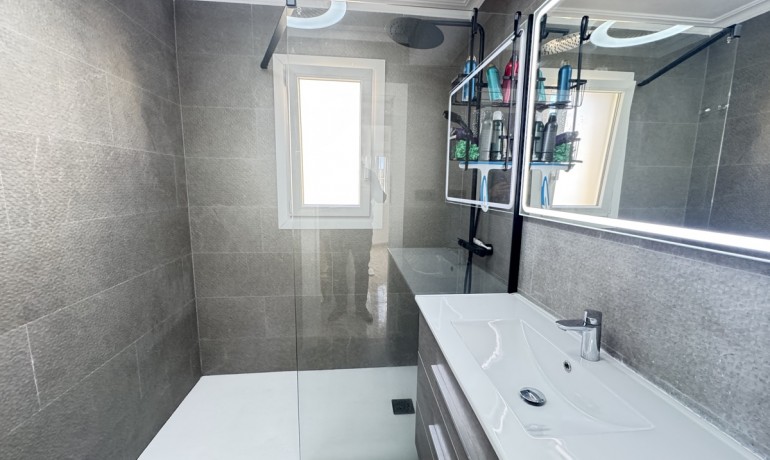 Sale - House -
Orihuela Costa* - Cabo Roig