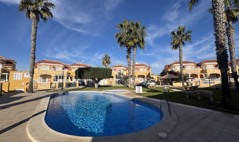 Sale - House -
Orihuela Costa* - Cabo Roig