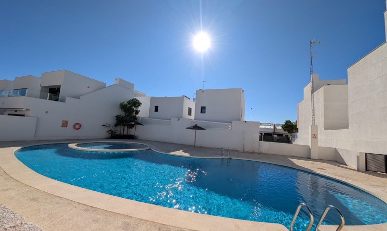 Venta - Casa -
San Pedro del Pinatar - San Pedro Del Pinatar