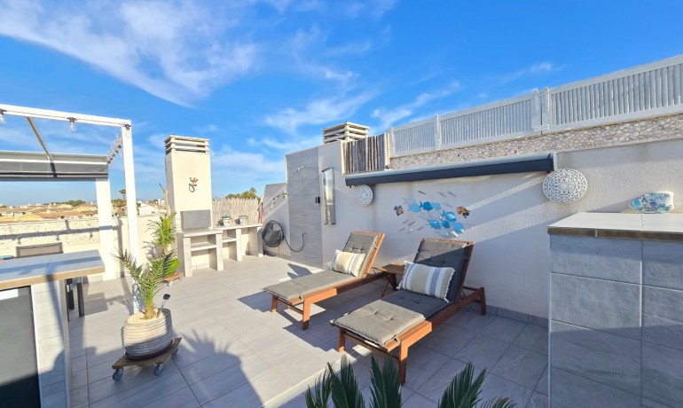 Revente - Apartment / Flat * -
Orihuela Costa - Villamartín *