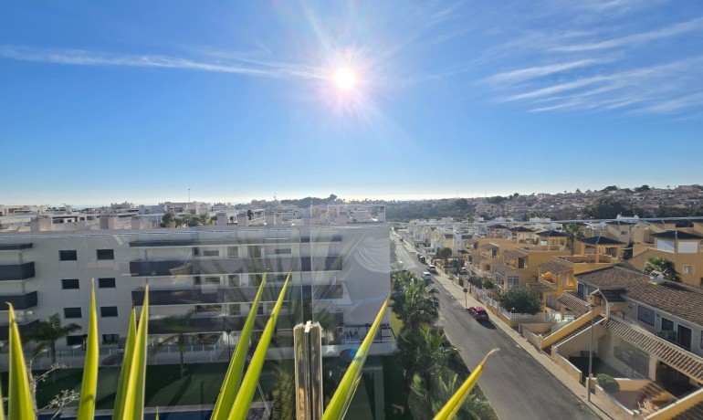 Revente - Apartment / Flat * -
Orihuela Costa - Villamartín *