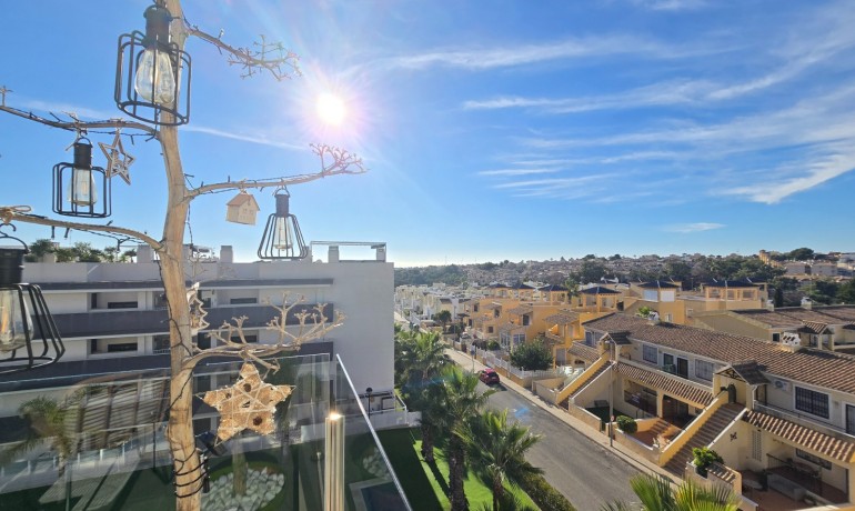 Revente - Apartment / Flat * -
Orihuela Costa - Villamartín *