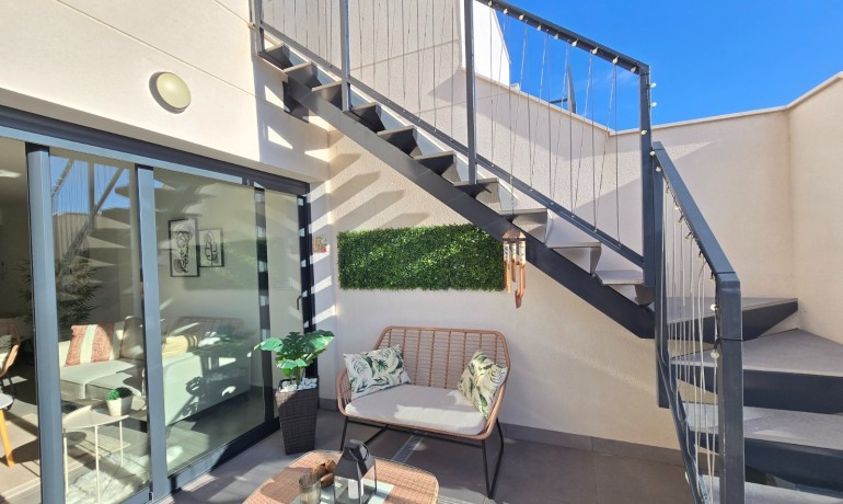 Revente - Apartment / Flat * -
Orihuela Costa - Villamartín *