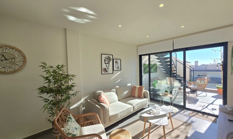 Revente - Apartment / Flat * -
Orihuela Costa - Villamartín *