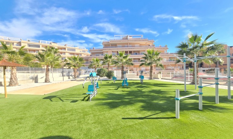 Revente - Apartment / Flat * -
Orihuela Costa - Villamartín *