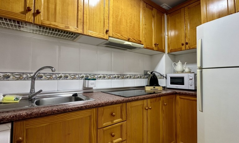 Venta - Apartamento / piso -
Torrevieja