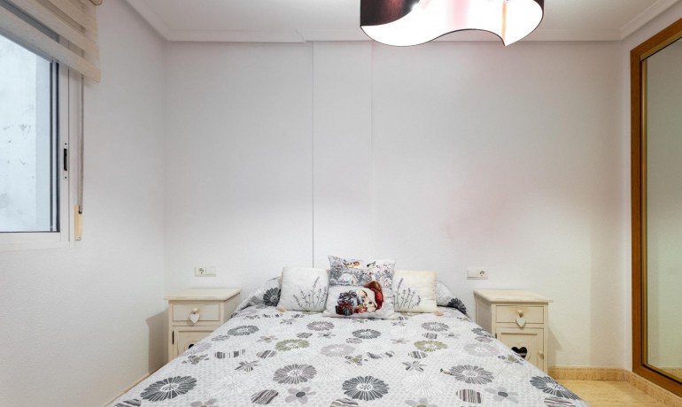 Revente - Appartement / Flat -
Torrevieja* - Parque de las Naciones