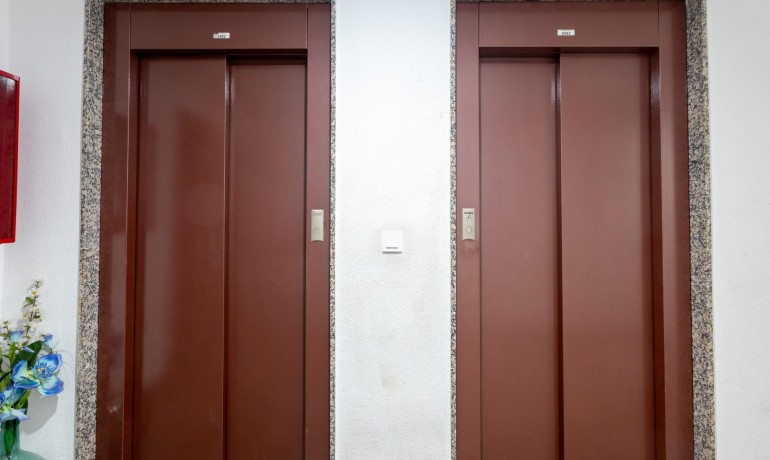 Revente - Appartement / Flat -
Torrevieja* - Parque de las Naciones