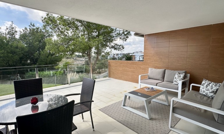 Revente - Appartement / Flat -
Orihuela Costa* - Villamartin*