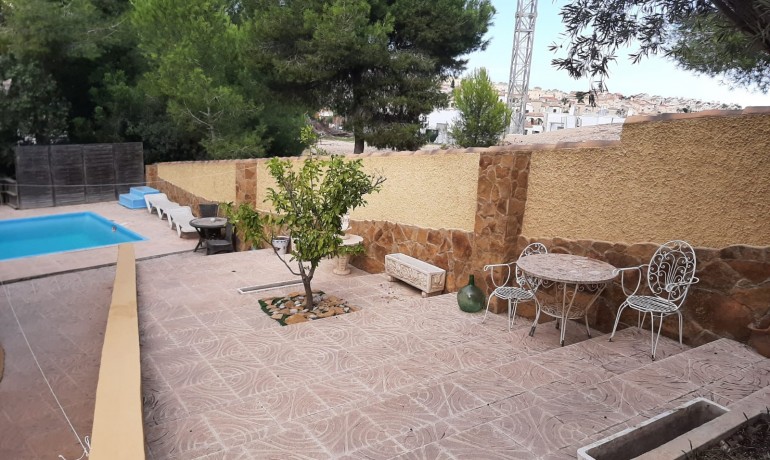 Herverkoop - Villa -
Orihuela Costa* - Orihuela Costa