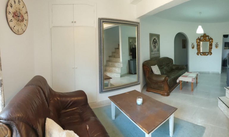 Herverkoop - Villa -
Orihuela Costa* - Orihuela Costa