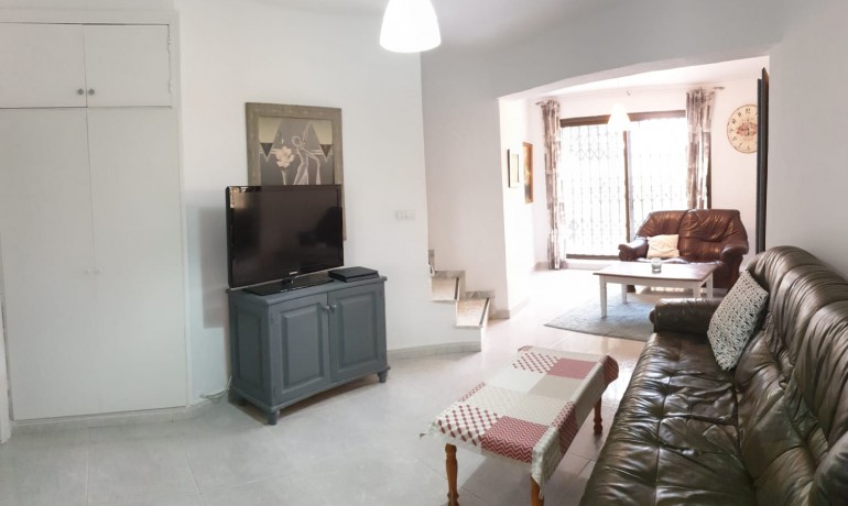 Herverkoop - Villa -
Orihuela Costa* - Orihuela Costa