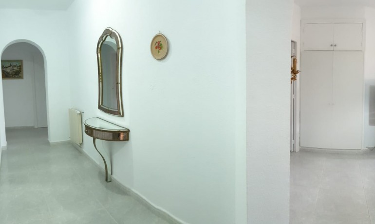 Herverkoop - Villa -
Orihuela Costa* - Orihuela Costa