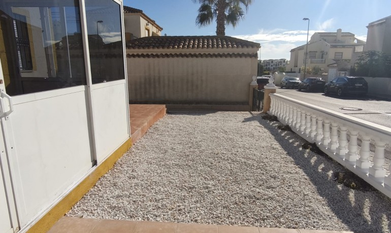 Venta - Apartamento / piso -
Orihuela Costa - Punta Prima