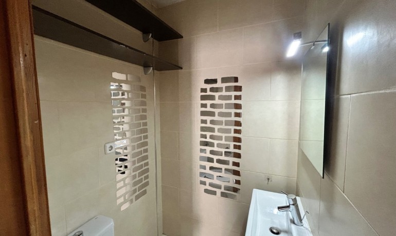 Herverkoop - Huis -
El Chaparral