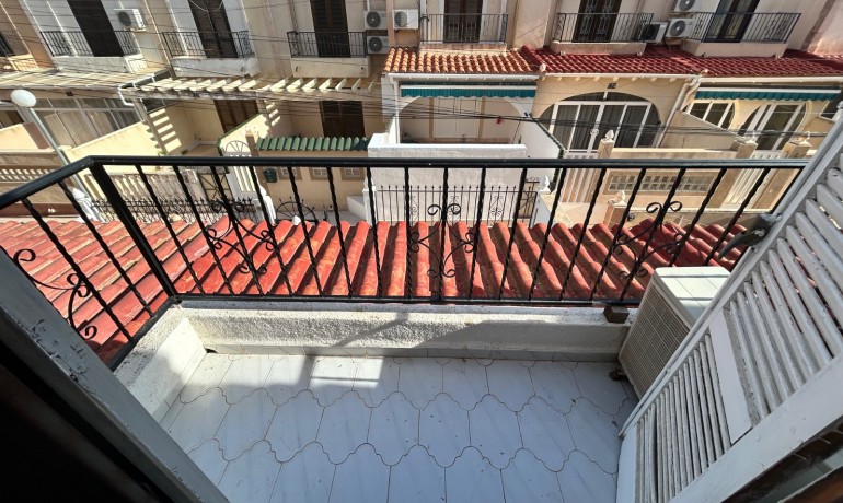 Herverkoop - Huis -
El Chaparral