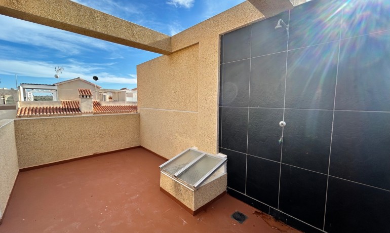 Herverkoop - Huis -
El Chaparral