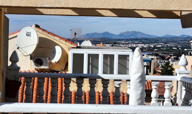 Herverkoop - Huis -
El Chaparral